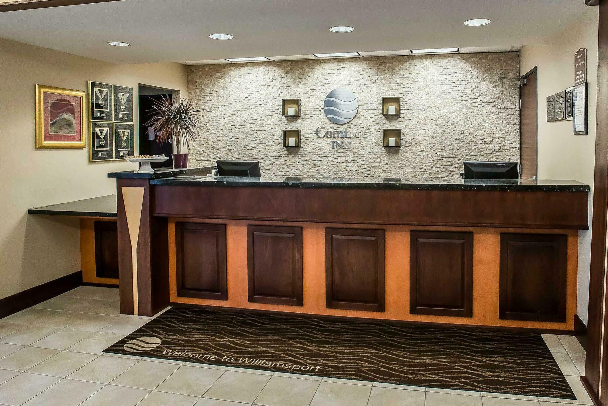Comfort Inn Williamsport Eksteriør billede
